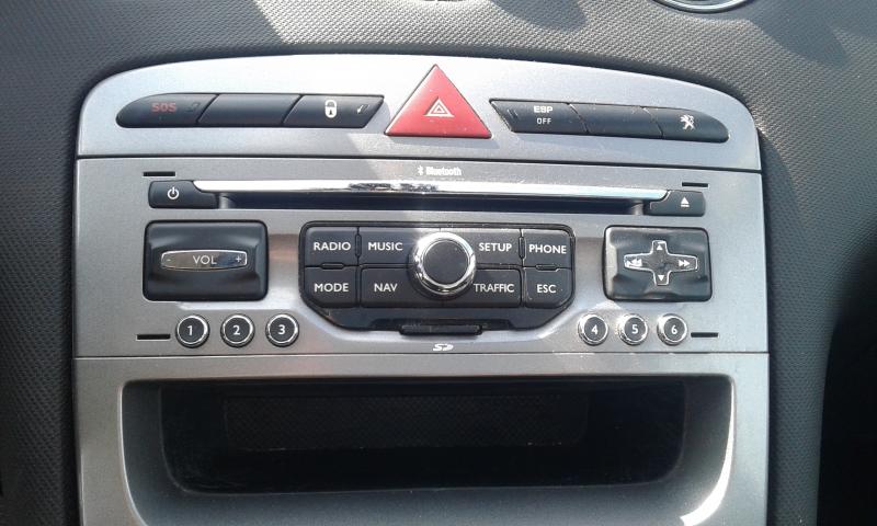 PEUGEOT 308