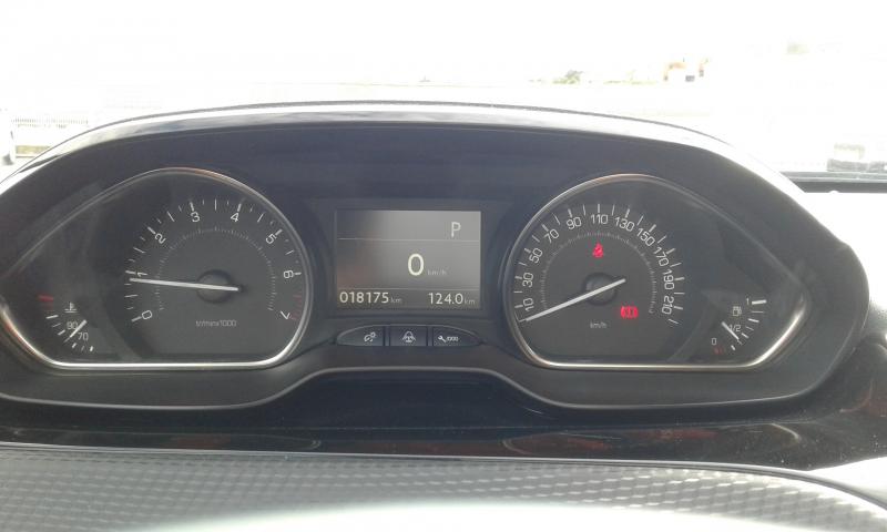 PEUGEOT 2008 ALLURE