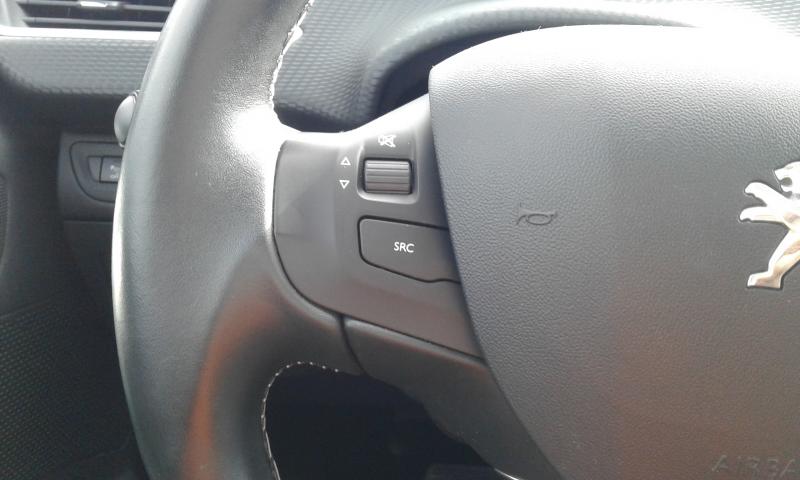 PEUGEOT 2008 ALLURE