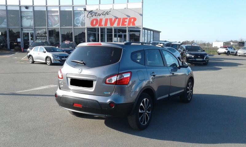 NISSAN QASHQAI 7 PLACES