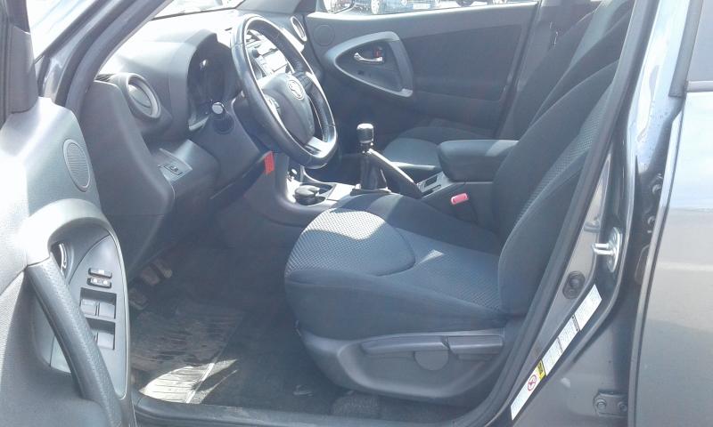 TOYOTA RAV4 4X4