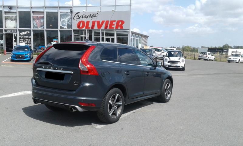VOLVO XC60 R-DESIGN