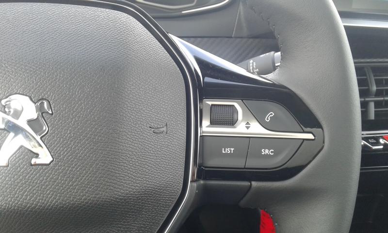NOUVELLE PEUGEOT 208 SOCIETE