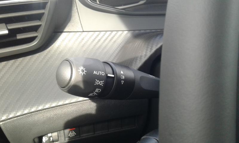 NOUVELLE PEUGEOT 208 SOCIETE