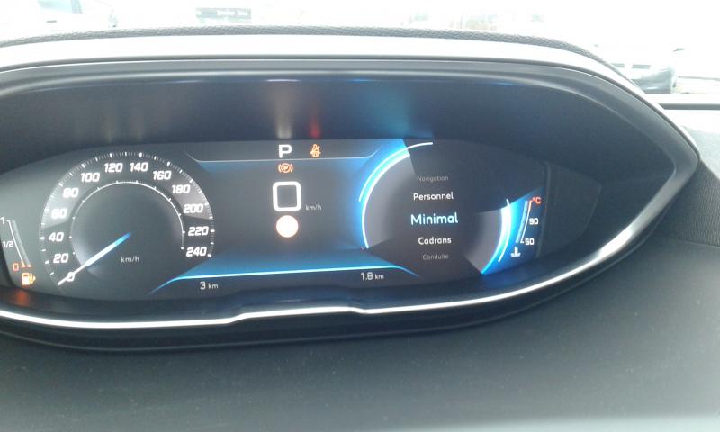 PEUGEOT 3008 1.2 PURETCH 130CV EAT8