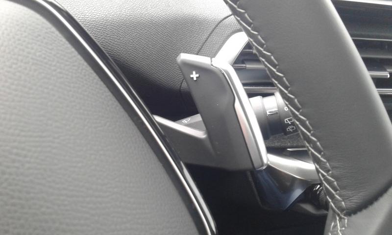 PEUGEOT 3008 1.2 PURETCH 130CV EAT8